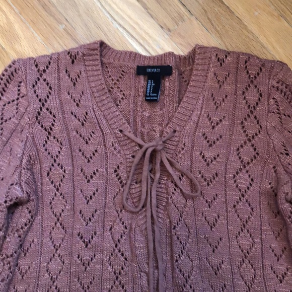 Sweater - Picture 4 of 4